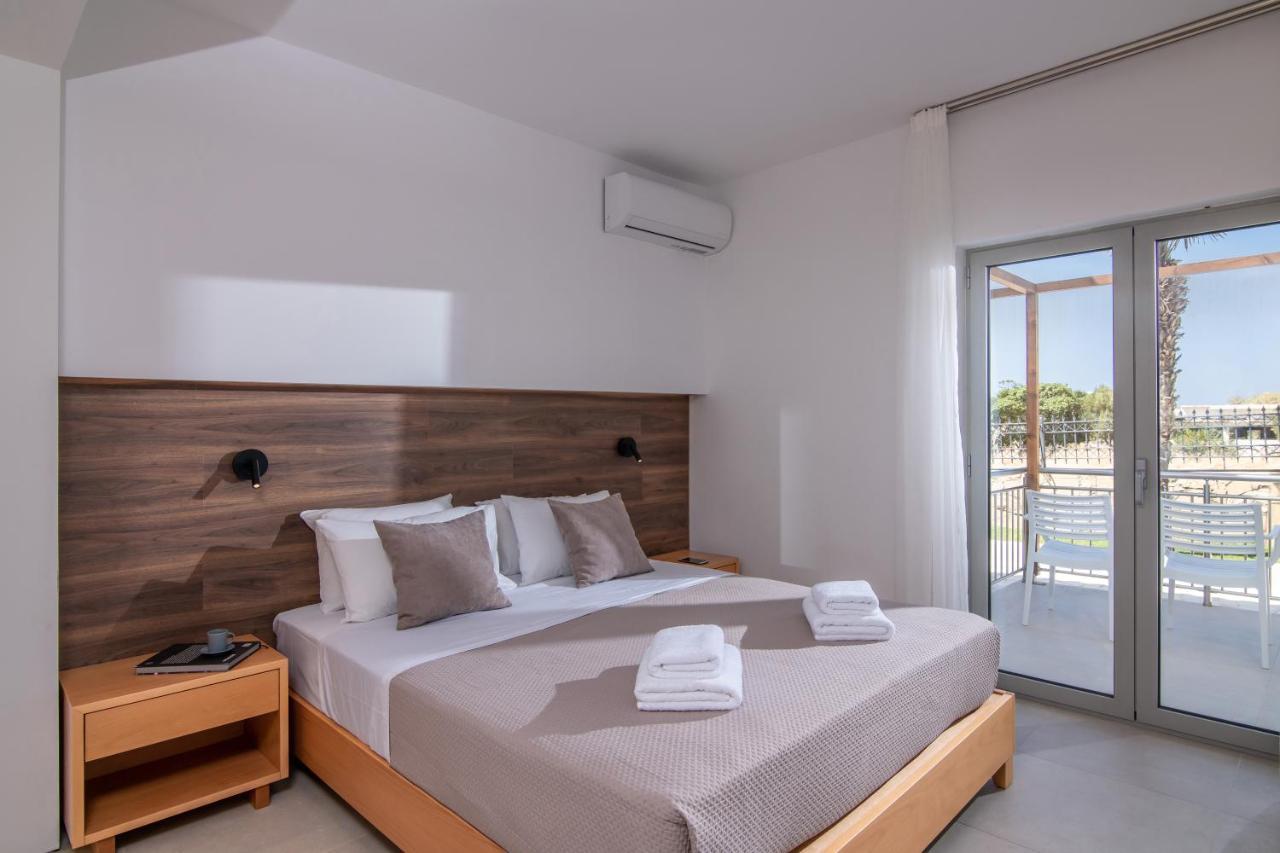 Ariadni Suites Karteros Exteriör bild