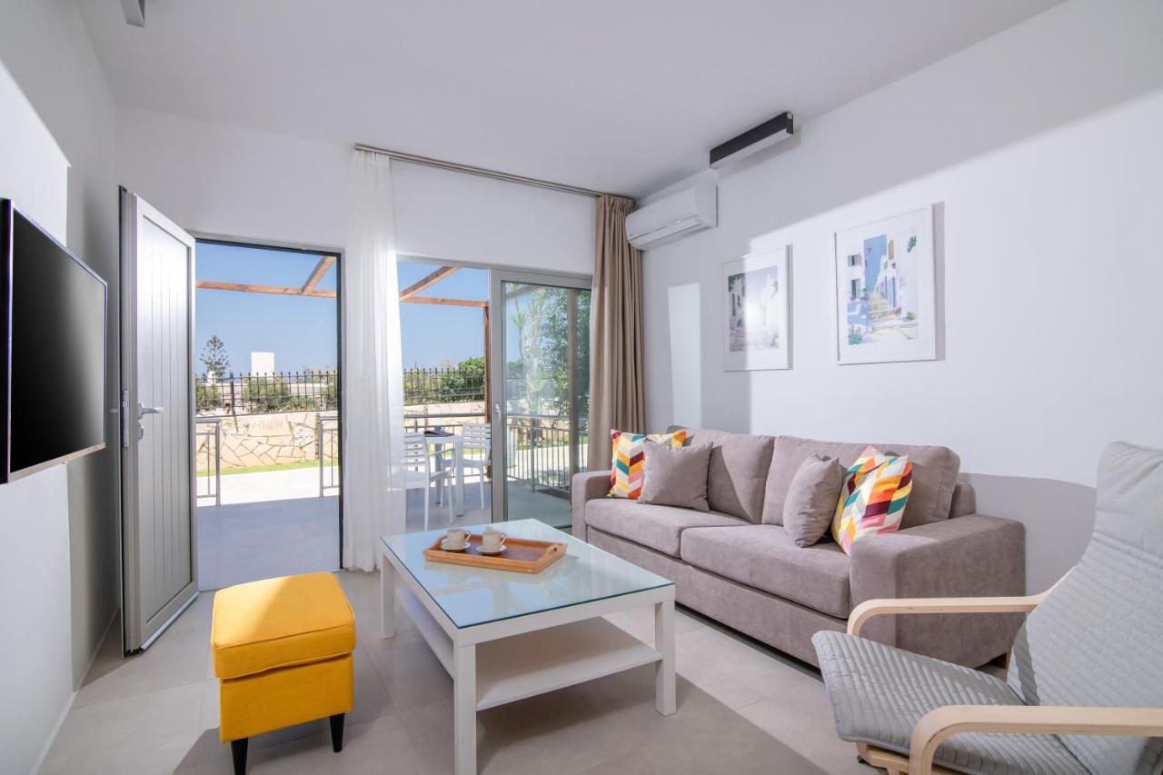 Ariadni Suites Karteros Exteriör bild