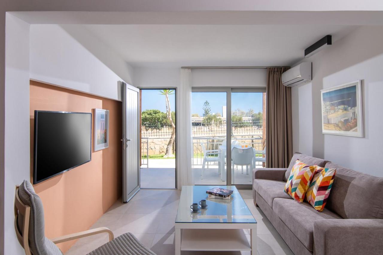Ariadni Suites Karteros Exteriör bild
