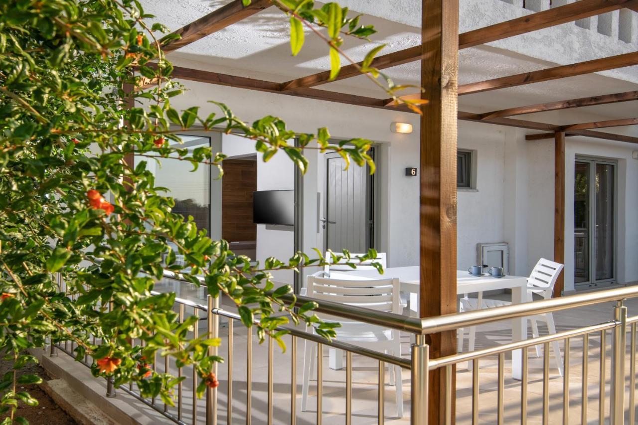 Ariadni Suites Karteros Exteriör bild